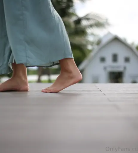Image 18057567 from eurasian_feet