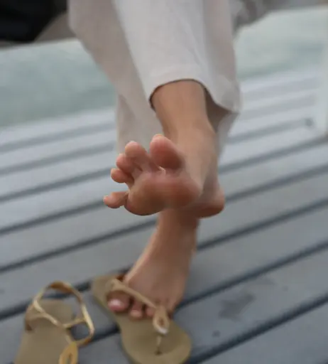 Image 18057320 from eurasian_feet