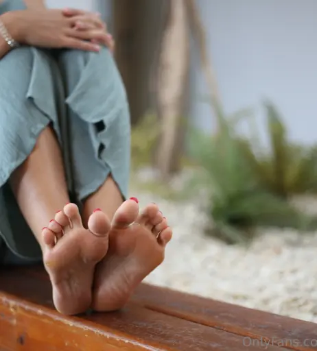Image 18053980 from eurasian_feet