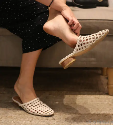 Image 18052771 from eurasian_feet