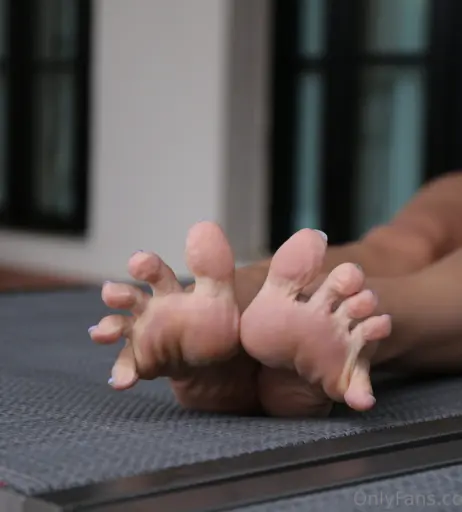 Image 18052621 from eurasian_feet