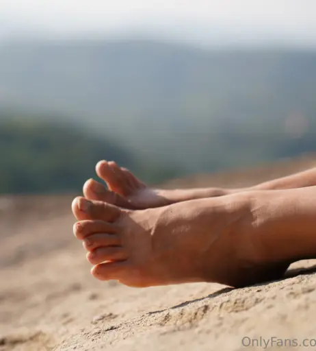 Image 18052646 from eurasian_feet