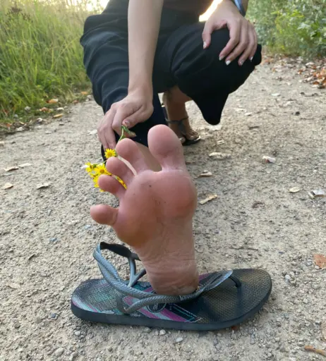 Image 18068776 from eurasian_feet