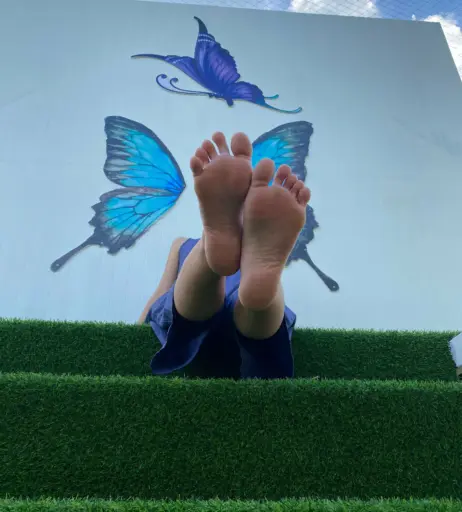 Image 18068239 from eurasian_feet