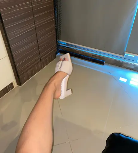 Image 18065805 from eurasian_feet