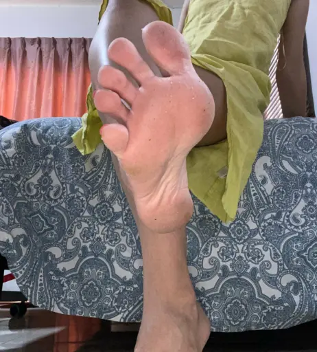 Image 18065127 from eurasian_feet