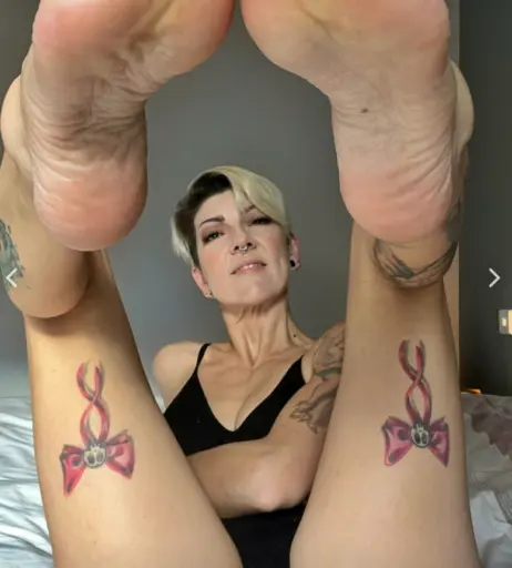 Image 18065135 from eurasian_feet