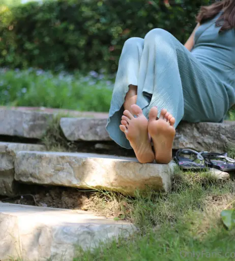 Image 18064414 from eurasian_feet
