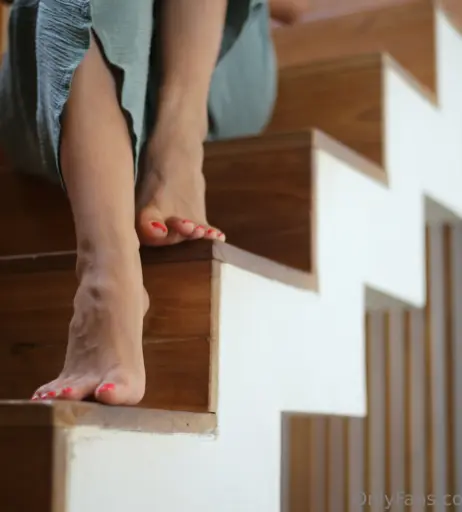 Image 18064133 from eurasian_feet