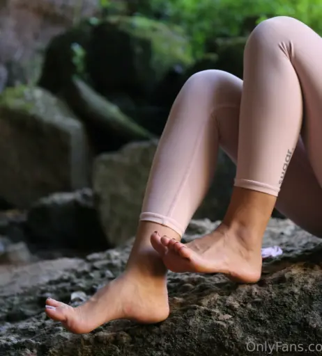 Image 18064097 from eurasian_feet