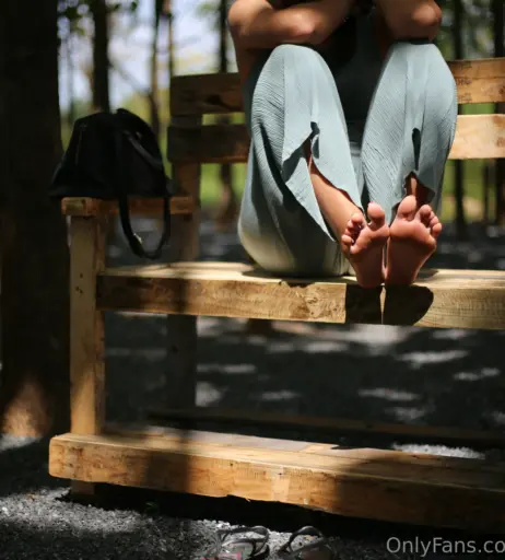 Image 18064071 from eurasian_feet