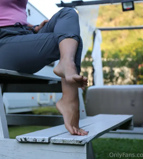 Image 18064200 from eurasian_feet
