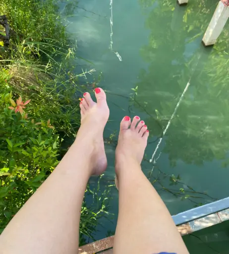 Image 18067950 from eurasian_feet