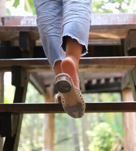 Image 18067090 from eurasian_feet