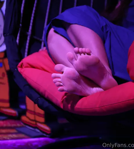 Image 18066626 from eurasian_feet