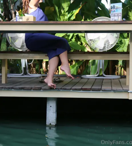 Image 18066185 from eurasian_feet