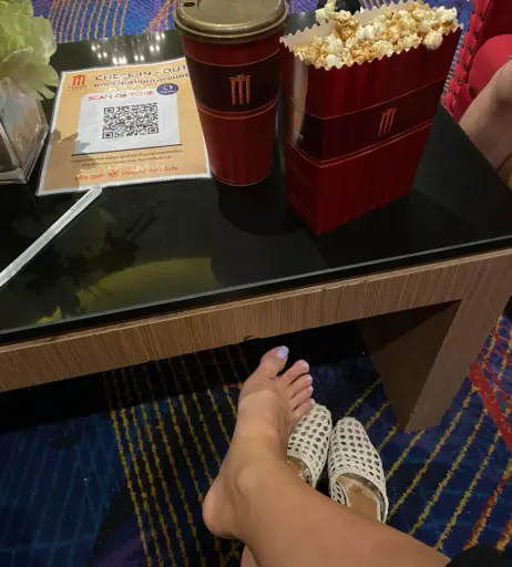 Image 18069401 from eurasian_feet