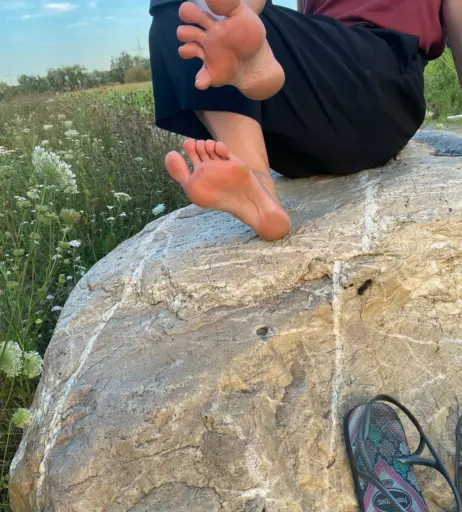 Image 18069101 from eurasian_feet