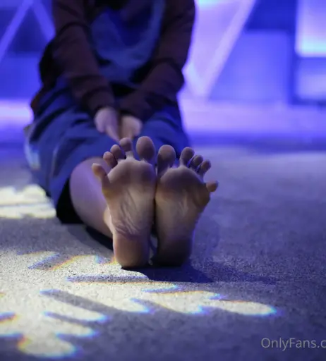 Image 18069331 from eurasian_feet
