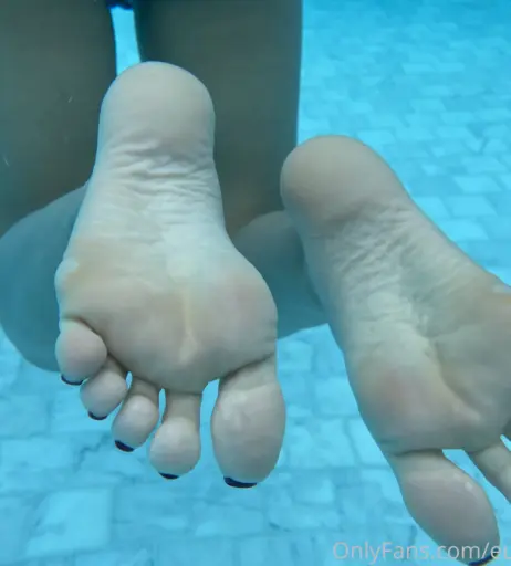 Image 18078814 from eurasian_feet