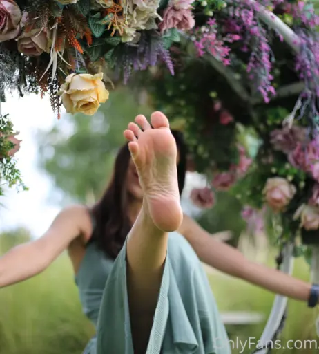 Image 18078757 from eurasian_feet