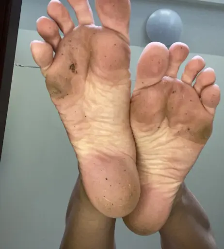 Image 18078638 from eurasian_feet