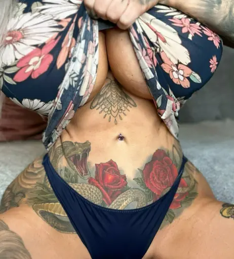 Image 18075077 from bombshelldez