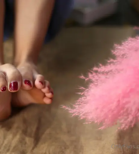 Image 18071306 from eurasian_feet