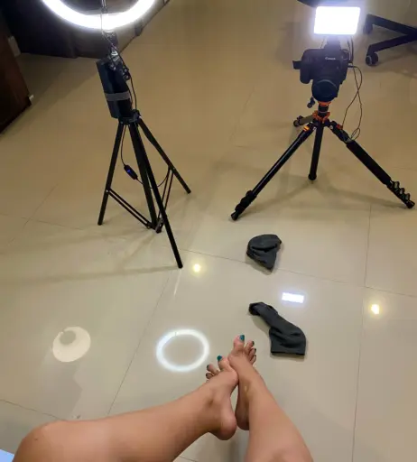 Image 18070787 from eurasian_feet