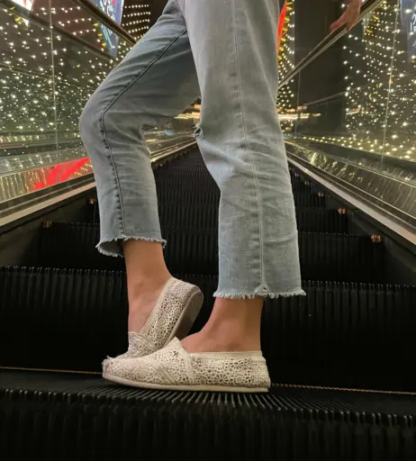 Image 18072566 from eurasian_feet