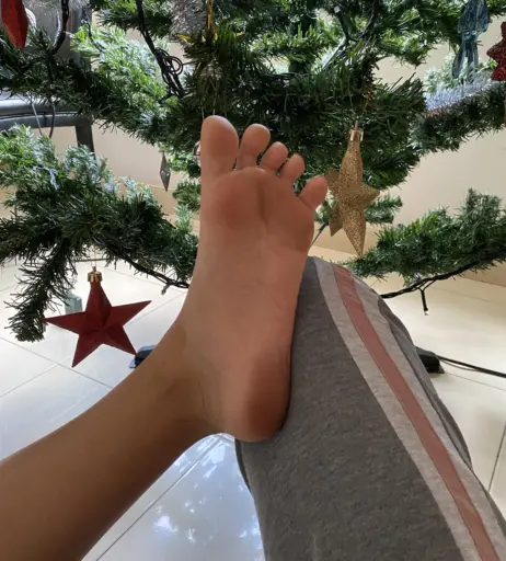 Image 18072673 from eurasian_feet