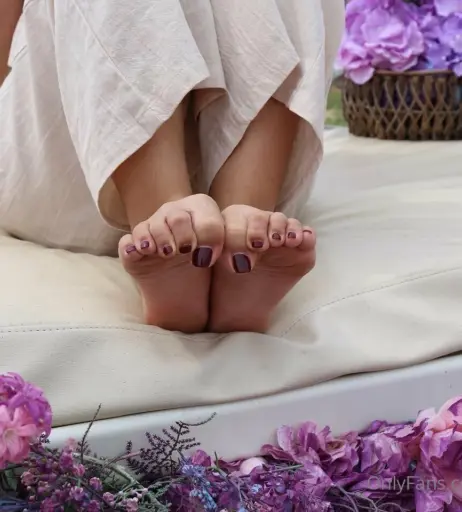Image 18072291 from eurasian_feet