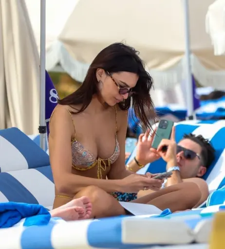 Image 1804554 from Emily Ratajkowski