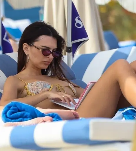 Image 1804505 from Emily Ratajkowski