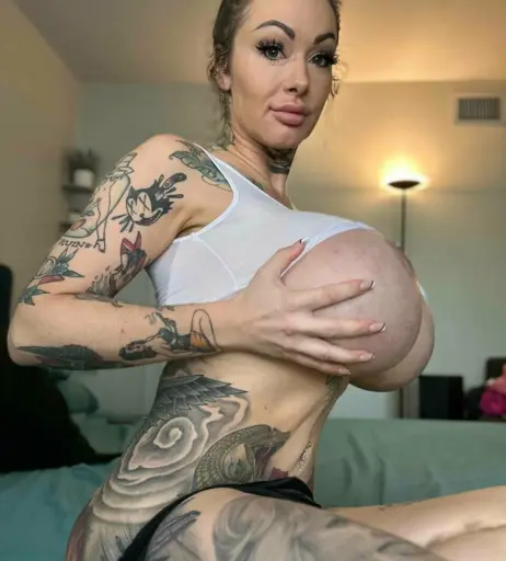 Image 18047837 from bombshelldez