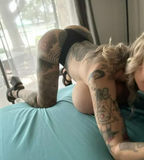 Image 18041835 from bombshelldez
