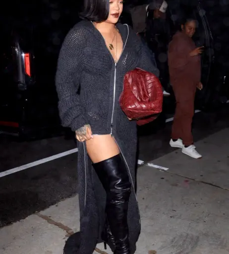 Image 1801369 from Rihanna