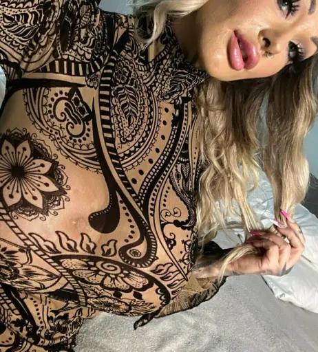 Image 18034619 from bombshelldez