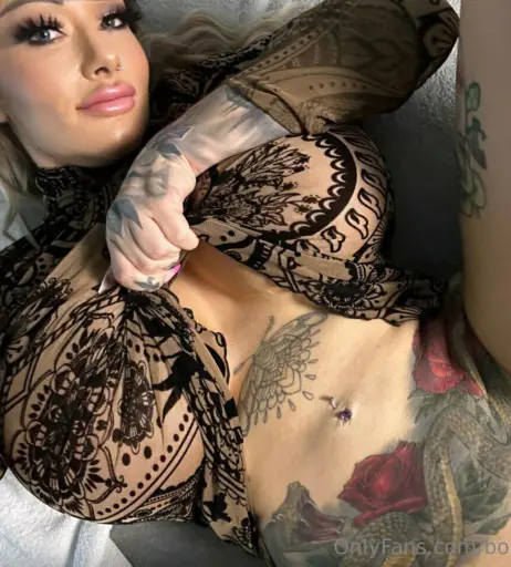 Image 18034190 from bombshelldez
