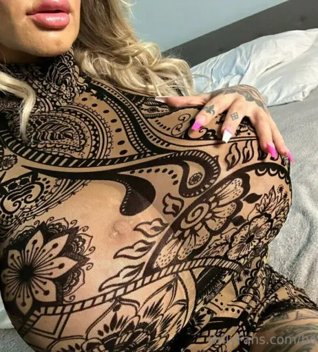 Image 18034303 from bombshelldez