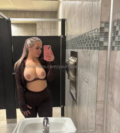 Image 18032994 from yourfavemom25