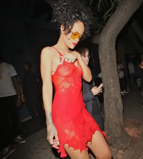 Image 1800071 from Rihanna