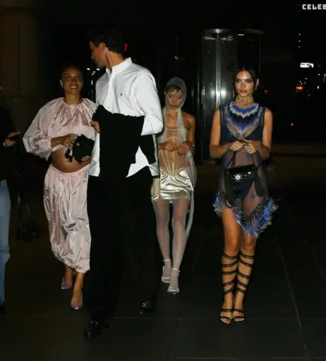 Image 1808545 from Emily Ratajkowski