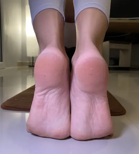 Image 18084040 from eurasian_feet