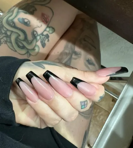 Image 18081754 from bombshelldez