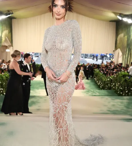 Image 1808393 from Emily Ratajkowski