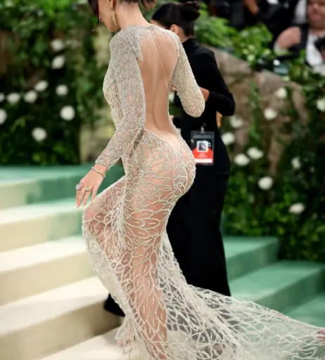 Image 1808316 from Emily Ratajkowski