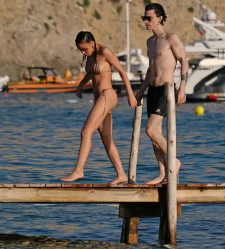 Image 1996397 from FKA Twigs