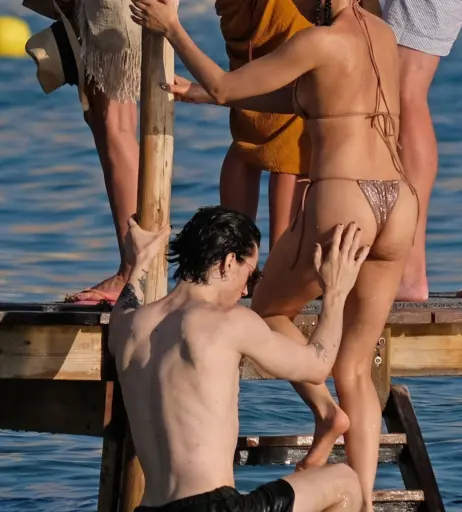Image 1996264 from FKA Twigs