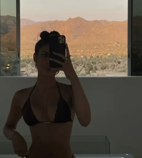 Image 19969352 from Lexi Brooke Rivera (American, born 6/7/2001)